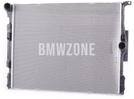 Chladič motoru (zadní) 1' F2x, 2' F2x, 3' F3x, 4' F3x 20i, 25i, 30i B46 B48 B48X // 40i B58 (OEM)